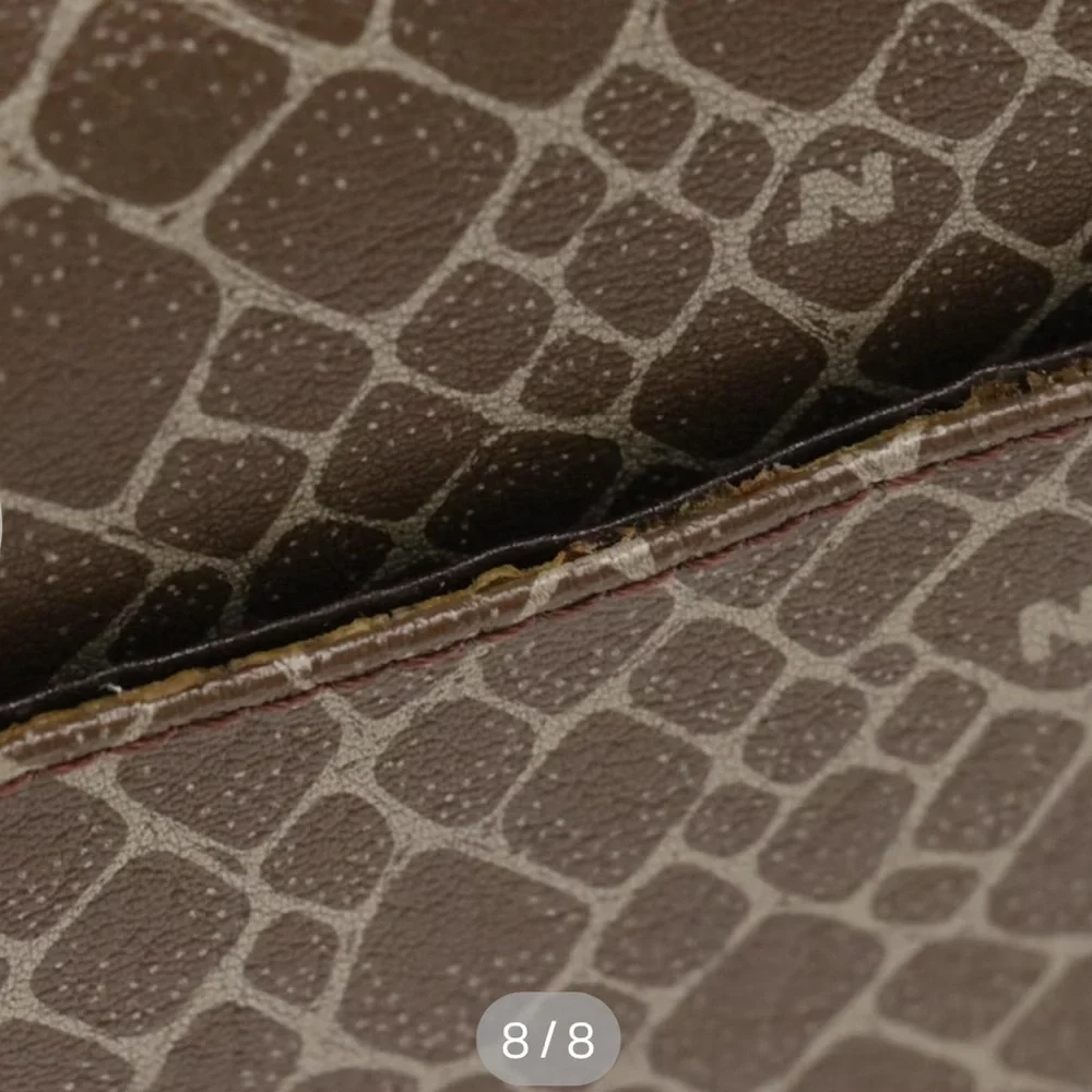 VINTAGE Nina Ricci Crossbody Bag in Giraffe Printed Canvas and Leather - Picture 8 of 8